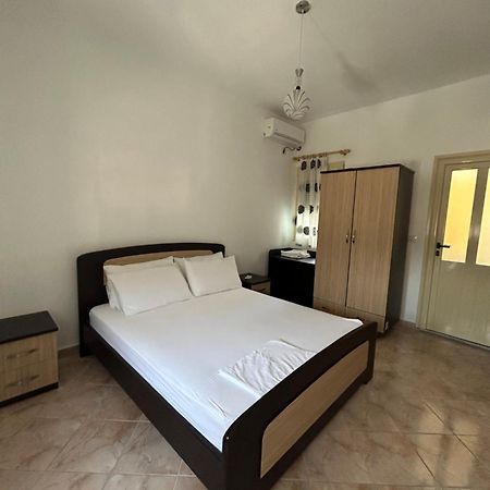 Hotel Mehillaj Borsh Kültér fotó